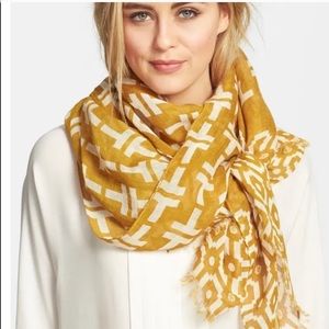 Tory Burch Fret Tile' Linen Blend Scarf-one size